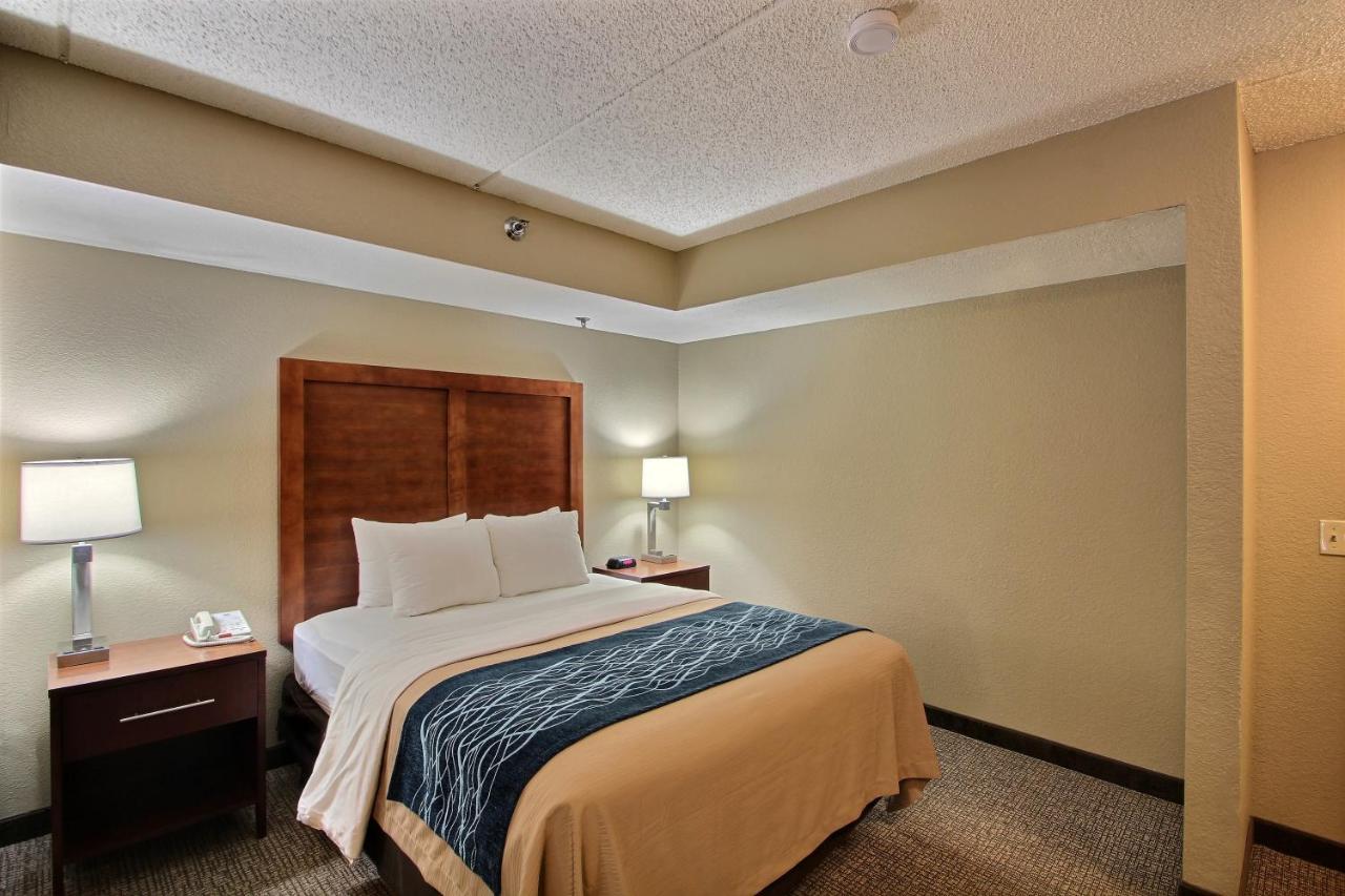 Comfort Inn & Suites Jackson - West Bend Eksteriør billede