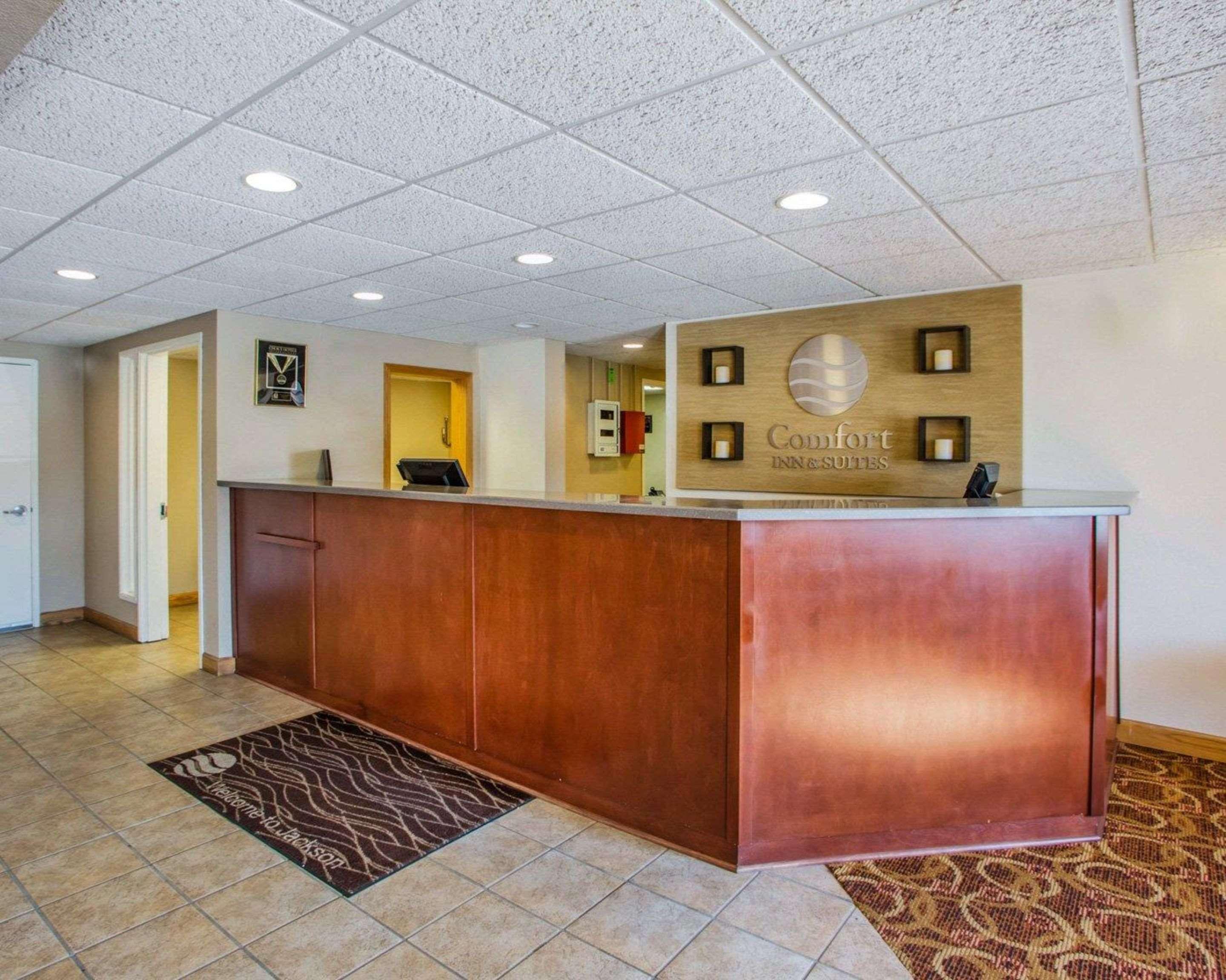 Comfort Inn & Suites Jackson - West Bend Eksteriør billede