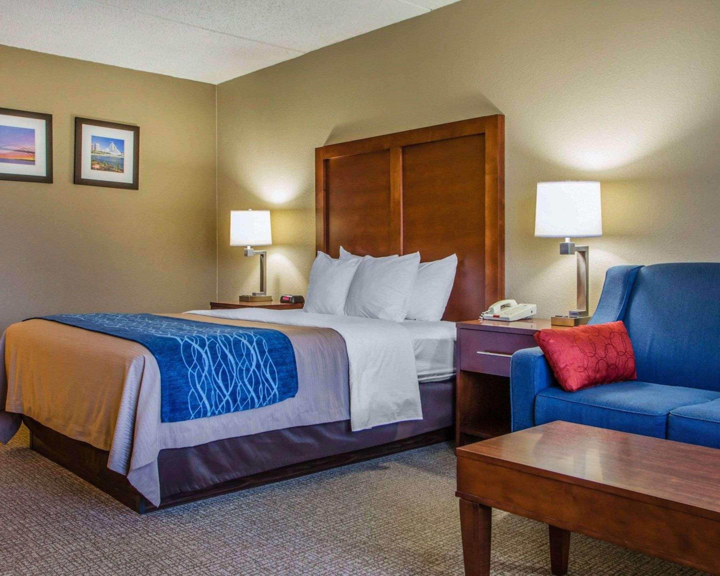 Comfort Inn & Suites Jackson - West Bend Eksteriør billede