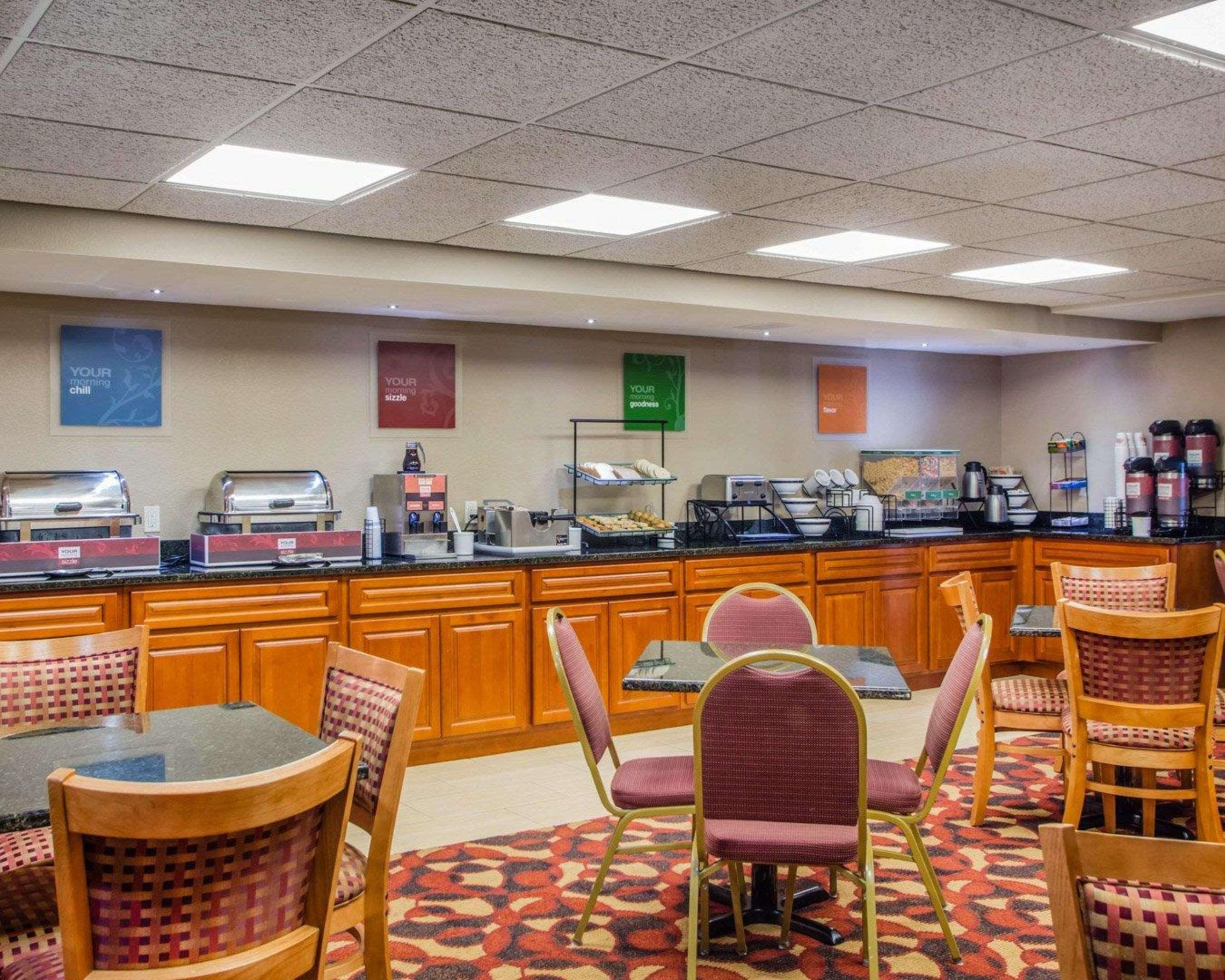 Comfort Inn & Suites Jackson - West Bend Eksteriør billede