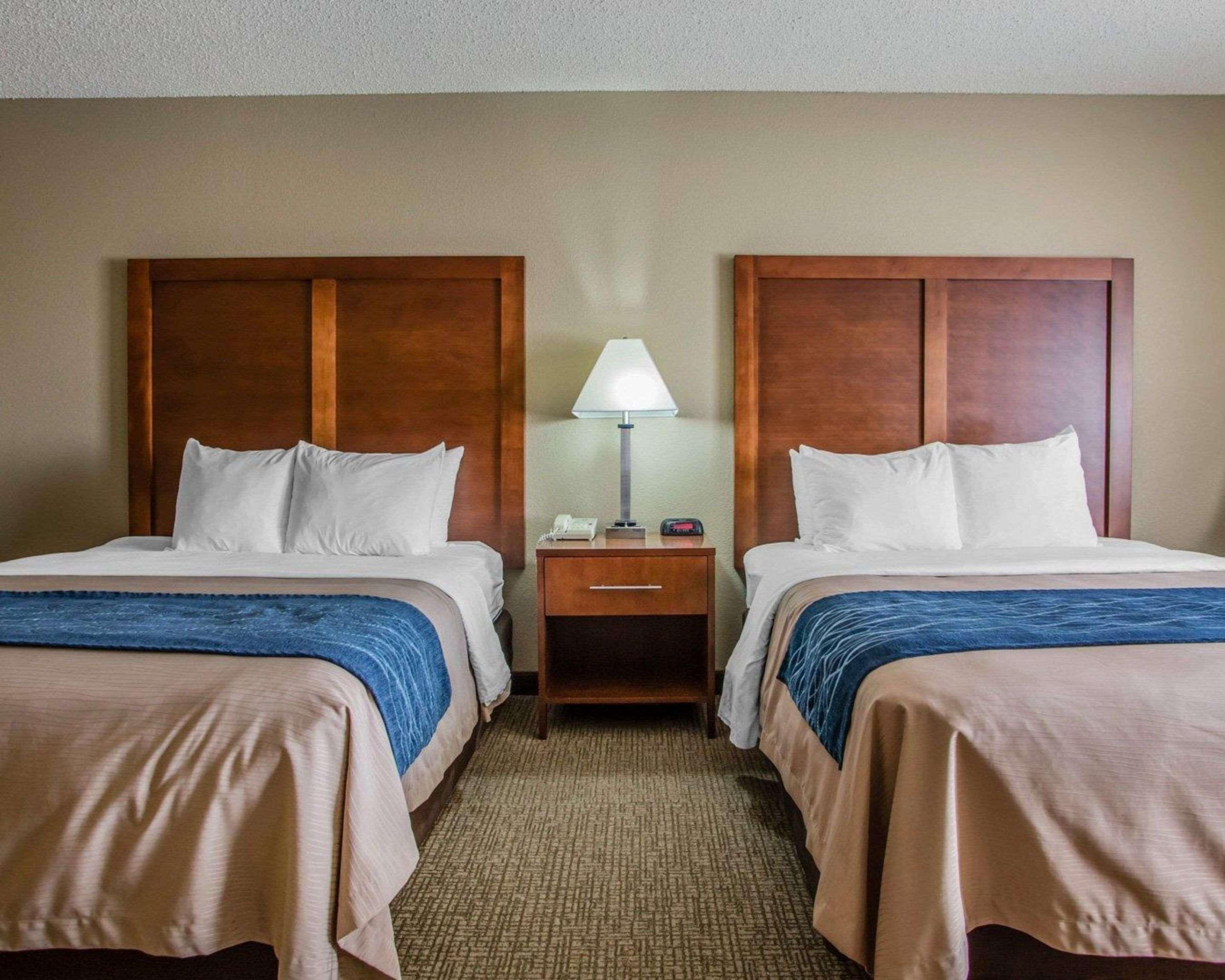 Comfort Inn & Suites Jackson - West Bend Eksteriør billede