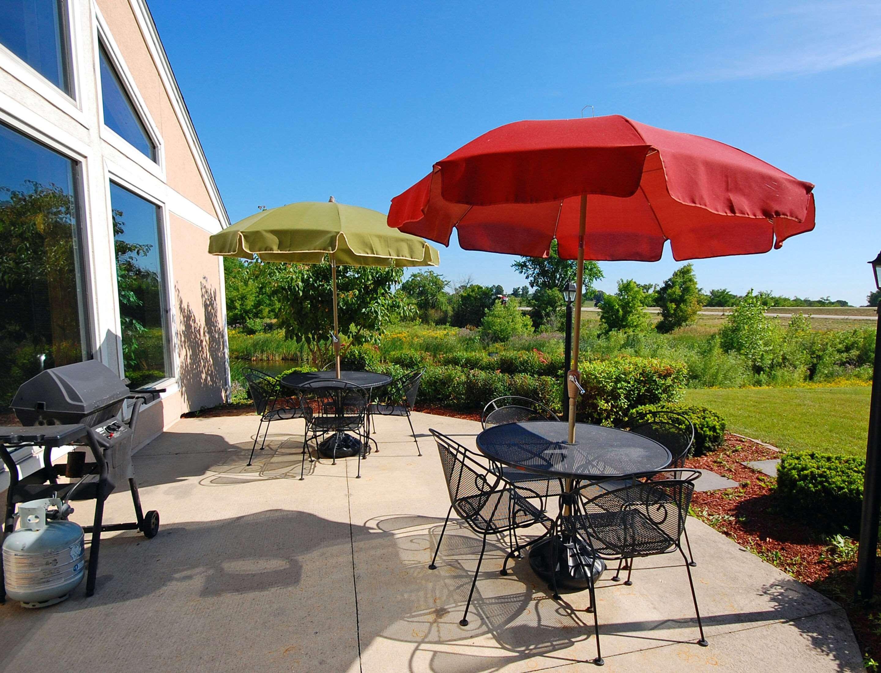 Comfort Inn & Suites Jackson - West Bend Eksteriør billede