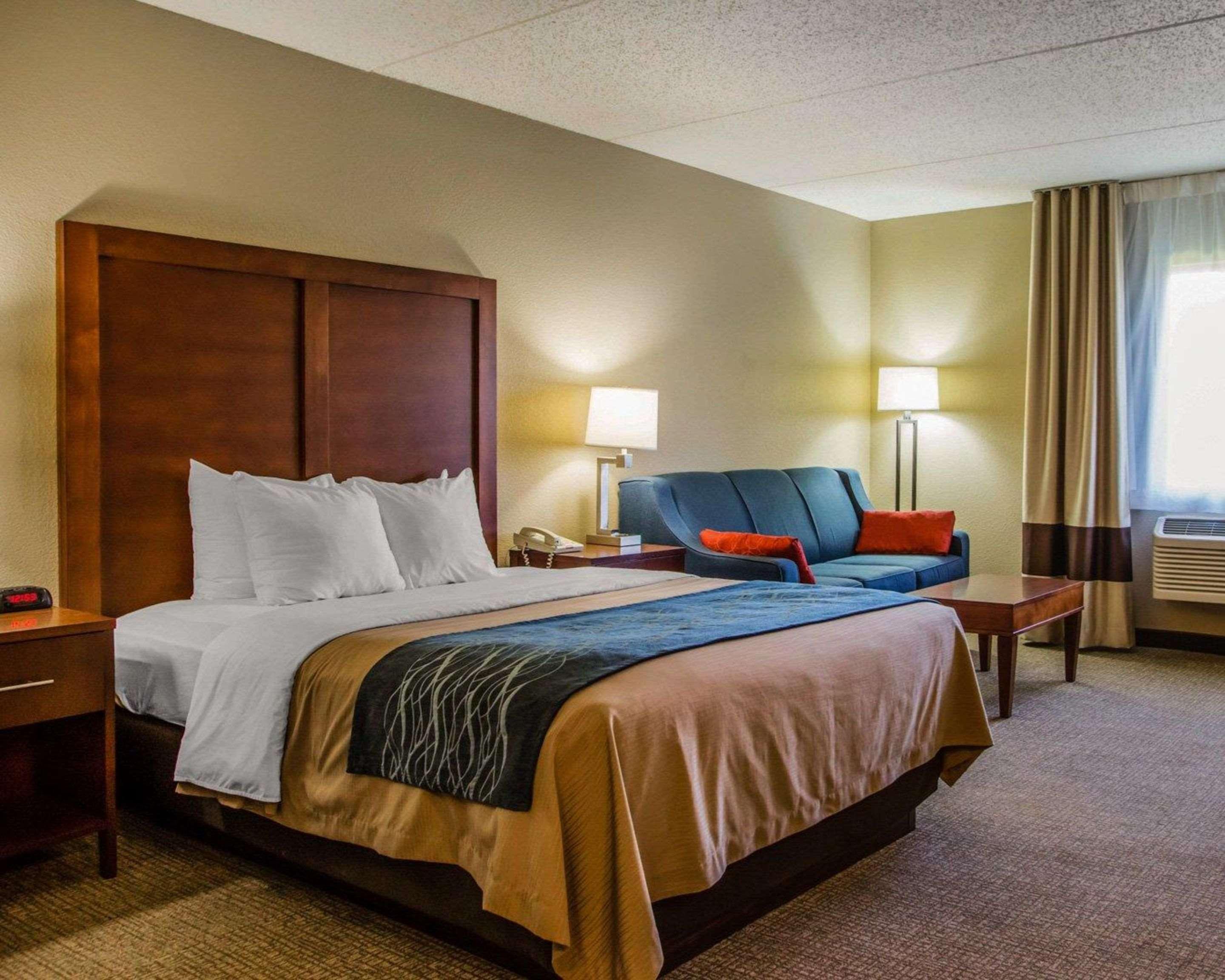 Comfort Inn & Suites Jackson - West Bend Eksteriør billede