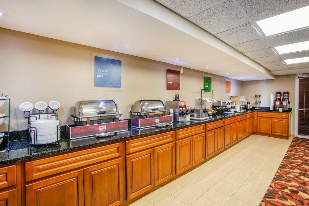 Comfort Inn & Suites Jackson - West Bend Eksteriør billede